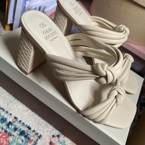 OASIS SOCIETY Raquel - Strappy Knot Heel